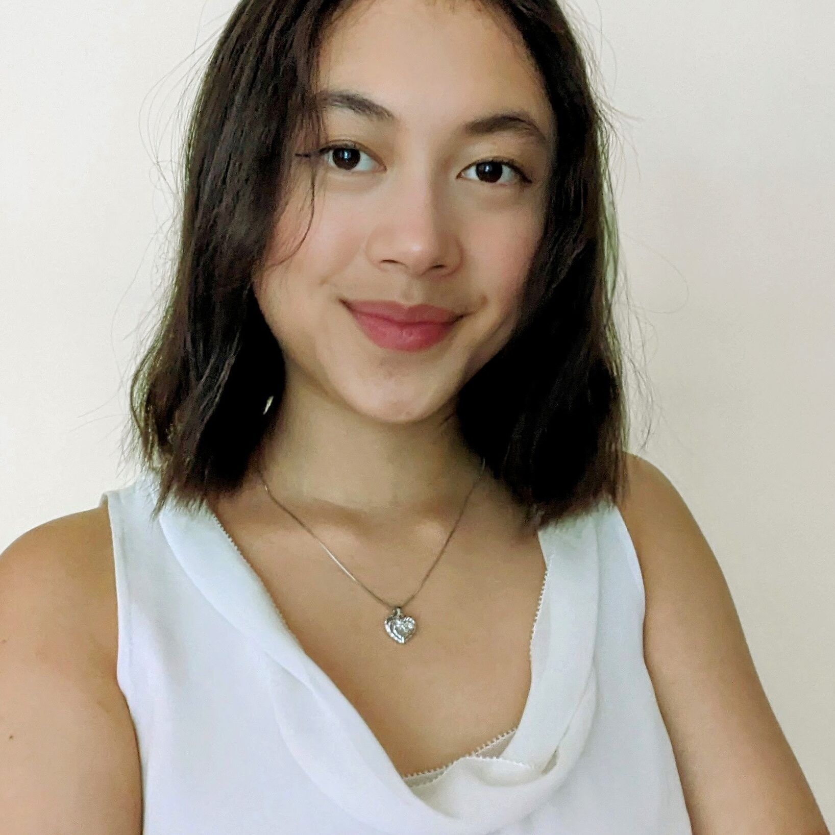 Carolyn_He